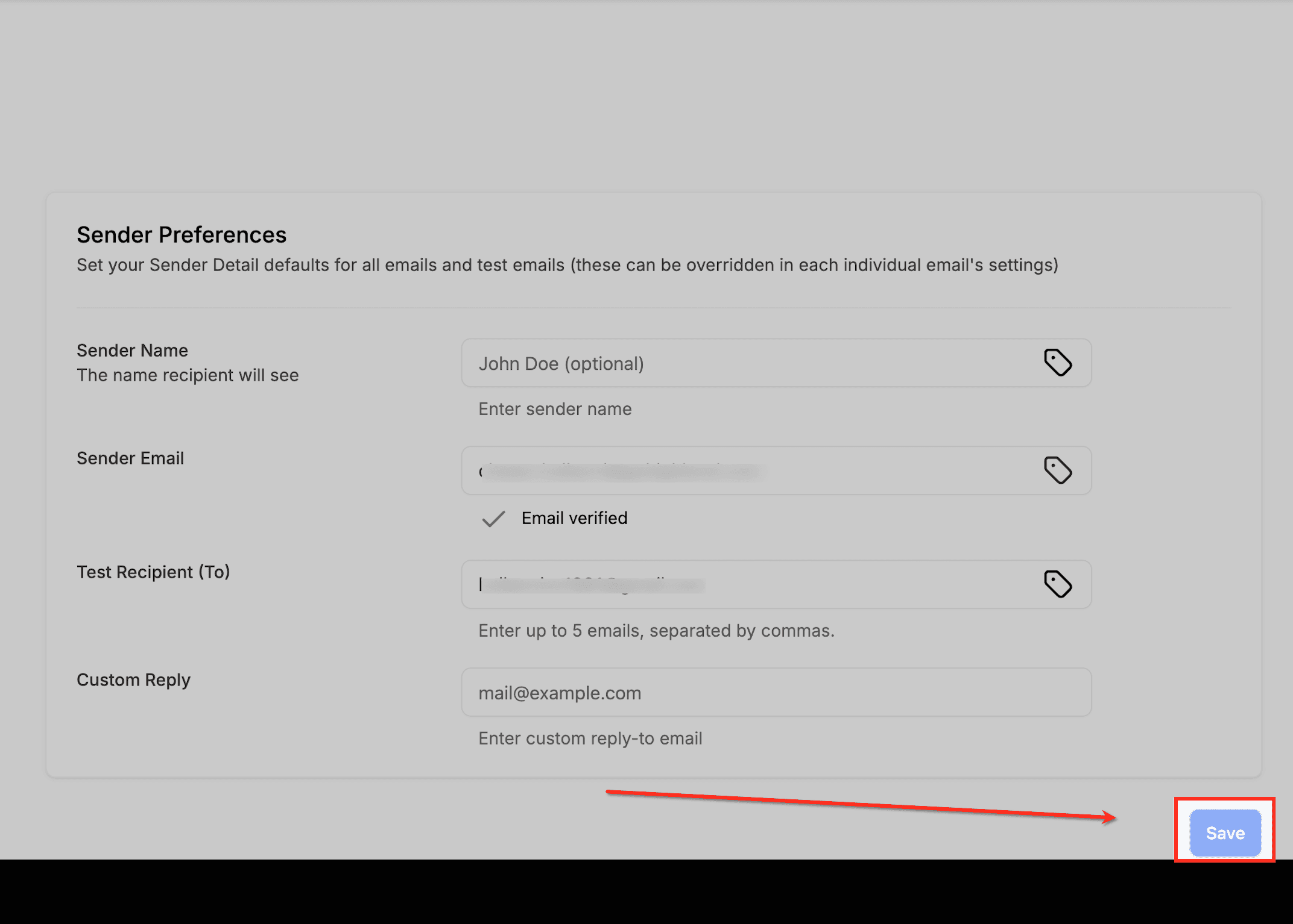 Schermata 9 — Come configurare le Preferenze Mittente nell'Email Builder