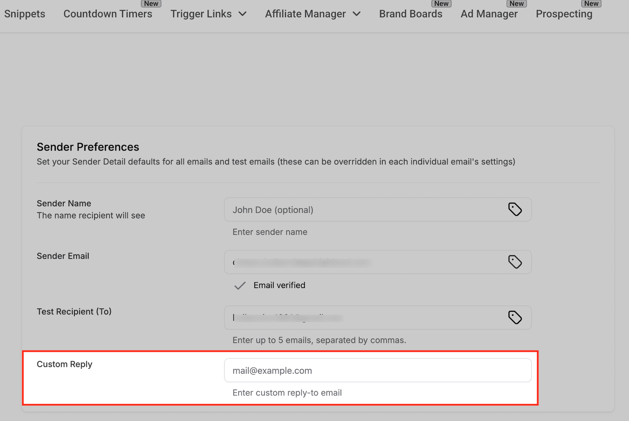 Schermata 8 — Come configurare le Preferenze Mittente nell'Email Builder