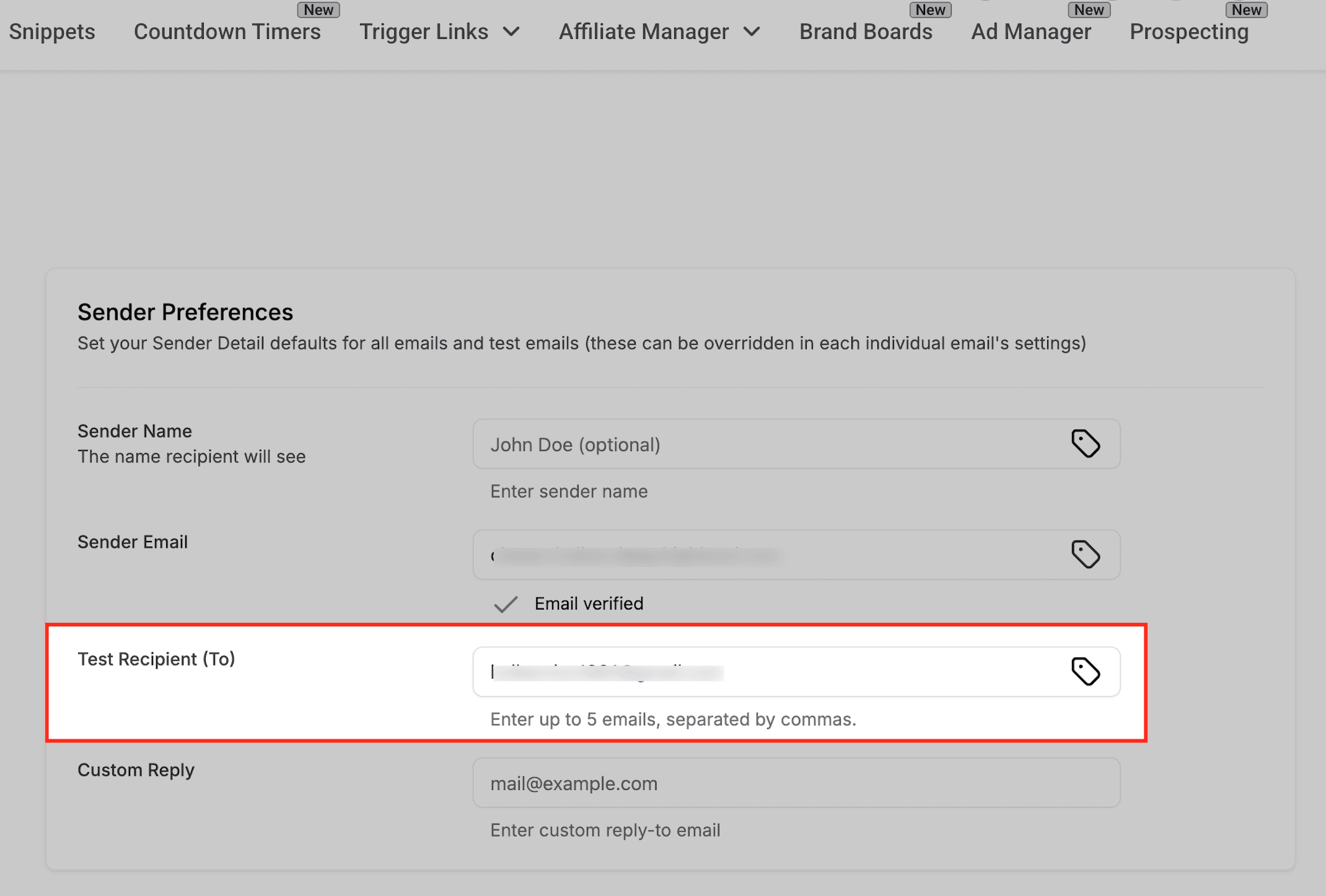 Schermata 7 — Come configurare le Preferenze Mittente nell'Email Builder