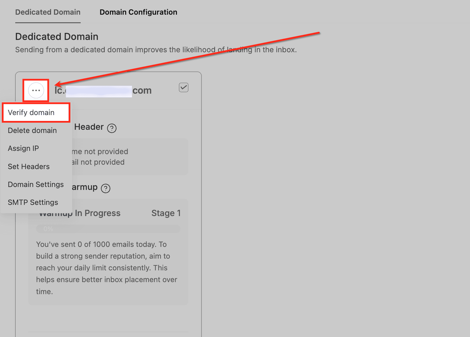 Menu a tre punti con l'opzione Verify domain evidenziata