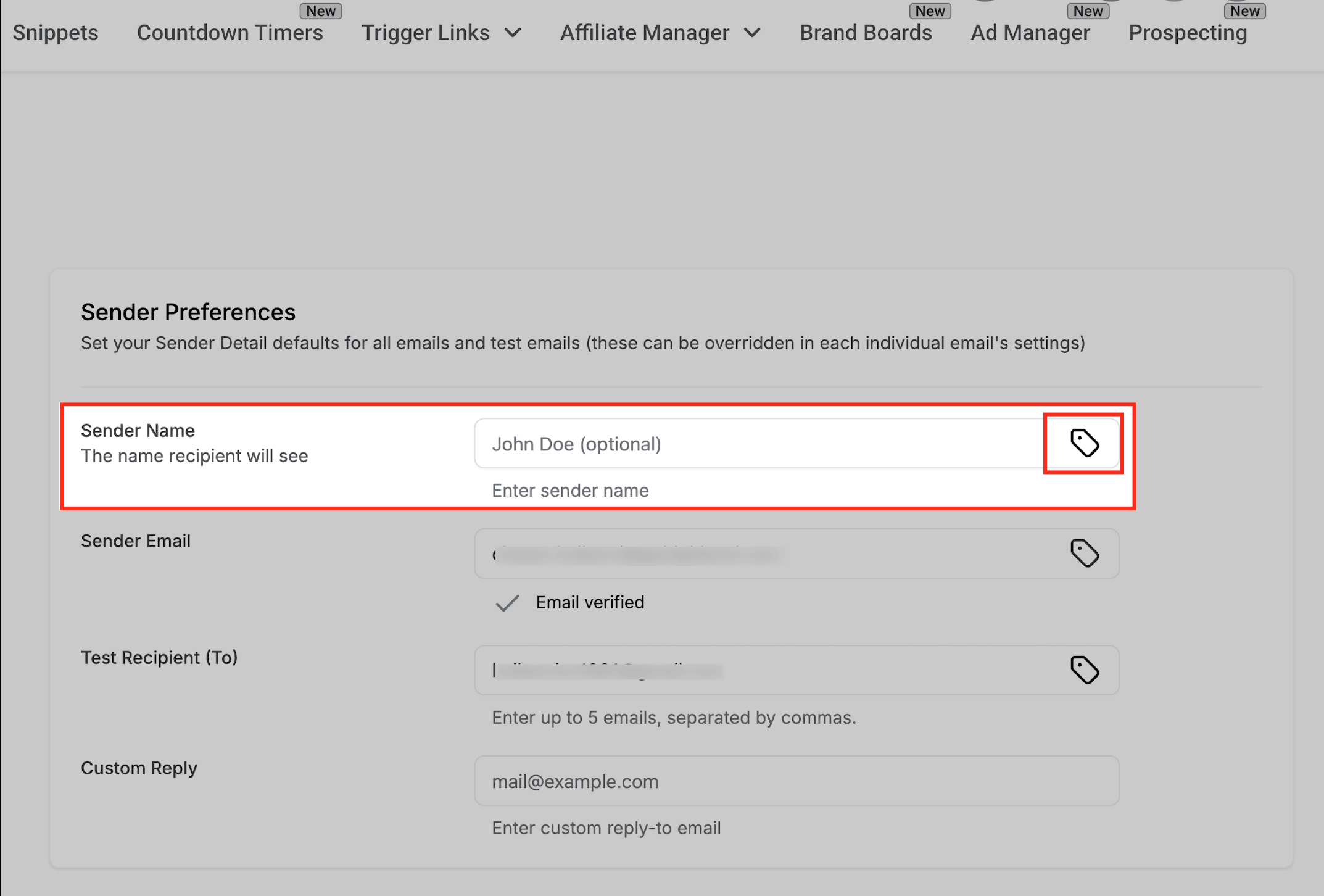 Schermata 5 — Come configurare le Preferenze Mittente nell'Email Builder